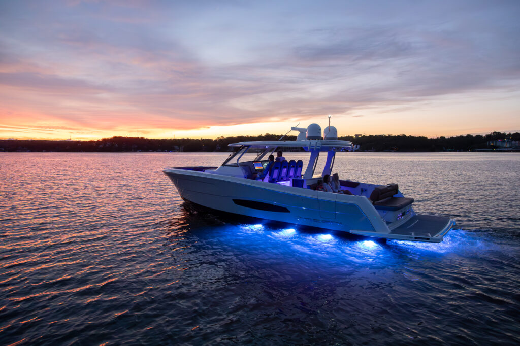 Regal Drone 38Surf_beauty_24_0160-Enhanced-NR-2k Shop and buy New or Used boats at Best Selling Boats - Shop and buy used or new boats at Best Selling Boats.