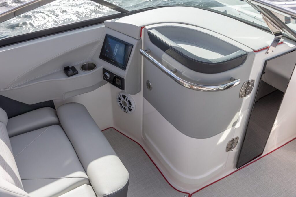 Regal Exterior Regal Exterior Exterior_download-19 Shop New and Used Boats at Best Selling Boats Shop and buy New or Used boats at Best Selling Boats - Shop and buy used or new boats at Best Selling Boats.