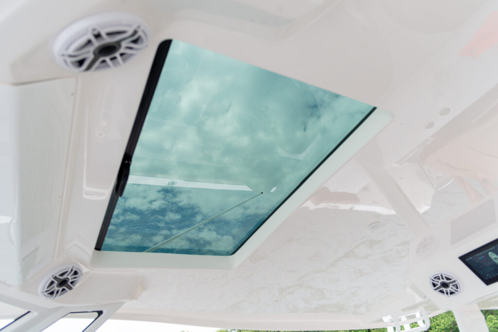 Regal Interior download Shop and buy New or Used boats at Best Selling Boats - Shop and buy used or new boats at Best Selling Boats.
