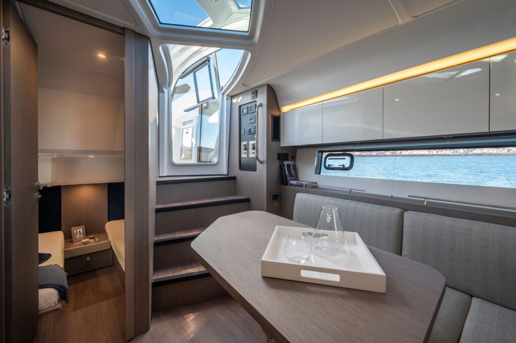 gt41-cabin-usa - Shop and buy used or new boats at Best Selling Boats.