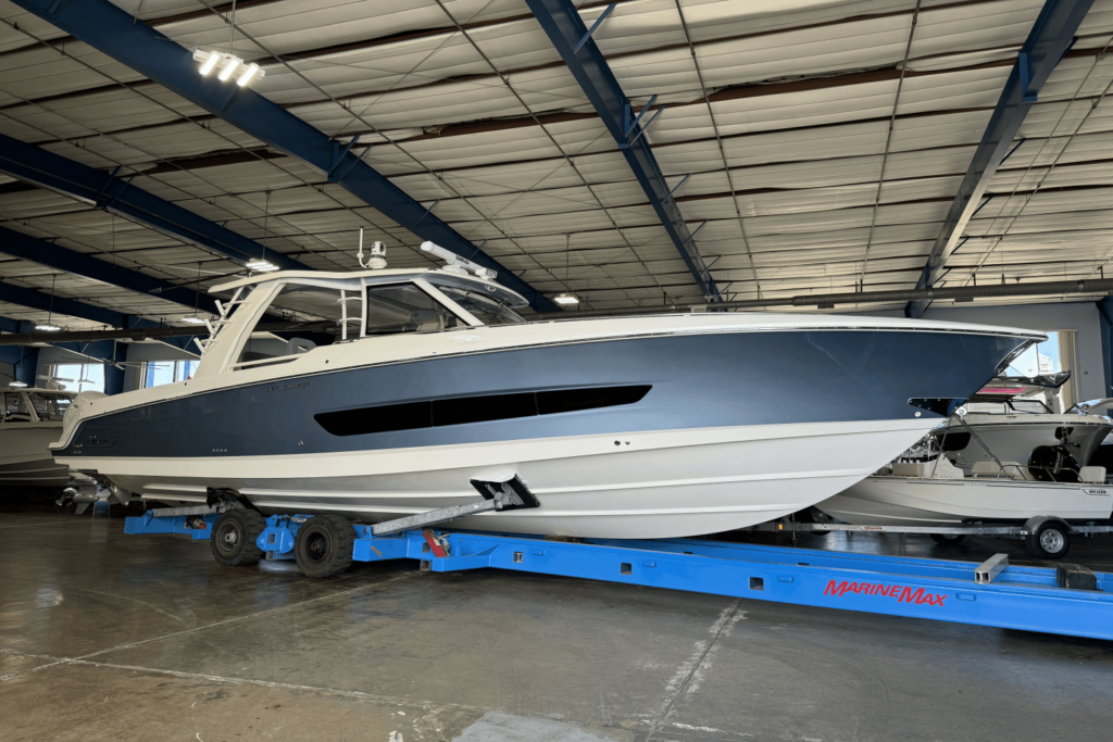 if1cg6r1lg7d4waj5b38_cropped - Shop and buy used or new boats at Best Selling Boats.